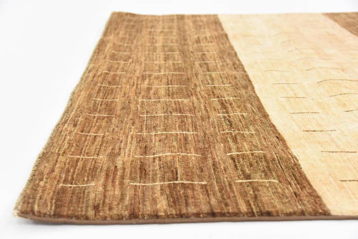 Detail image of 4' 10 x 6' 8 Hand Knotted Modern Ziegler Oriental Rug