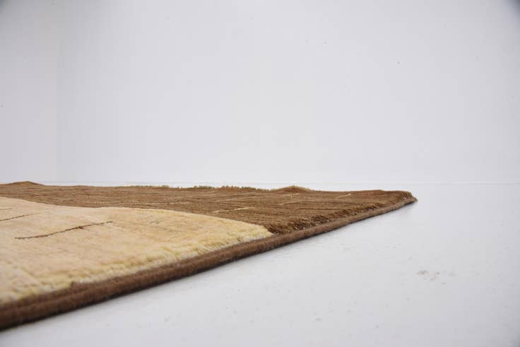 Detail image of 4' 10 x 6' 8 Hand Knotted Modern Ziegler Oriental Rug