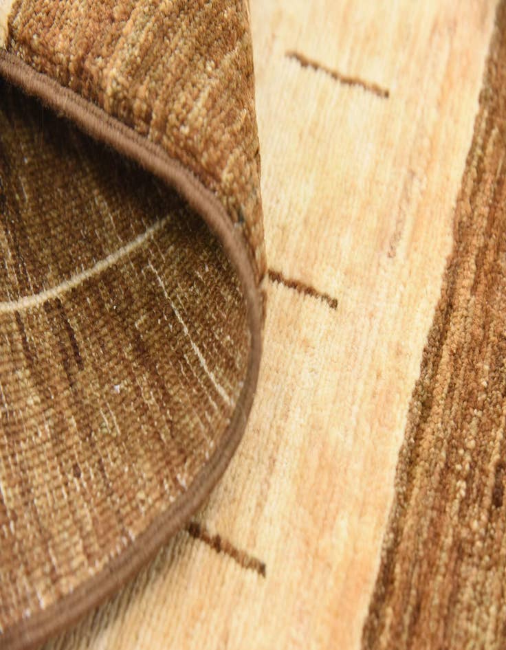 Detail image of 4' 10 x 6' 8  Hand Knotted Modern Ziegler Oriental Rug