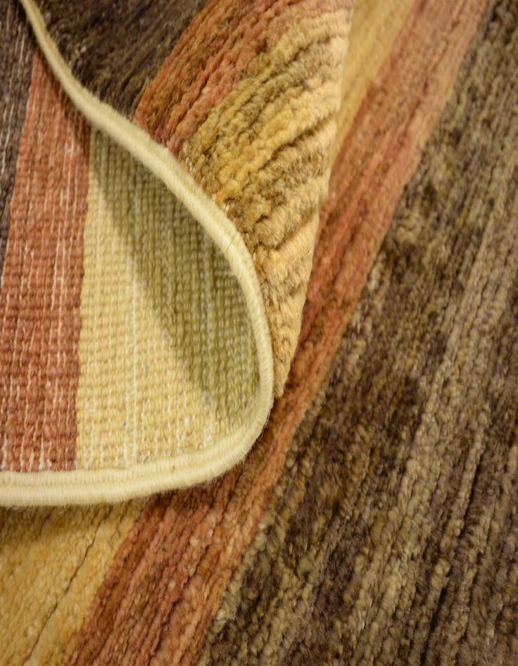 Detail image of 3' 11 x 5' 9  Hand Knotted Modern Ziegler Oriental Rug