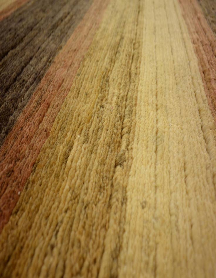 Detail image of 3' 11 x 5' 9  Hand Knotted Modern Ziegler Oriental Rug