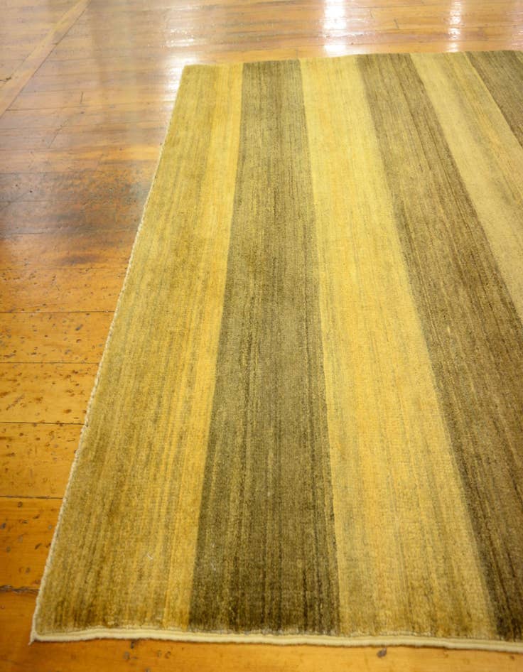 Detail image of 3' 11 x 5' 10  Hand Knotted Modern Ziegler Oriental Rug