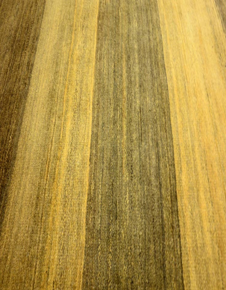 Detail image of 3' 11 x 5' 10  Hand Knotted Modern Ziegler Oriental Rug