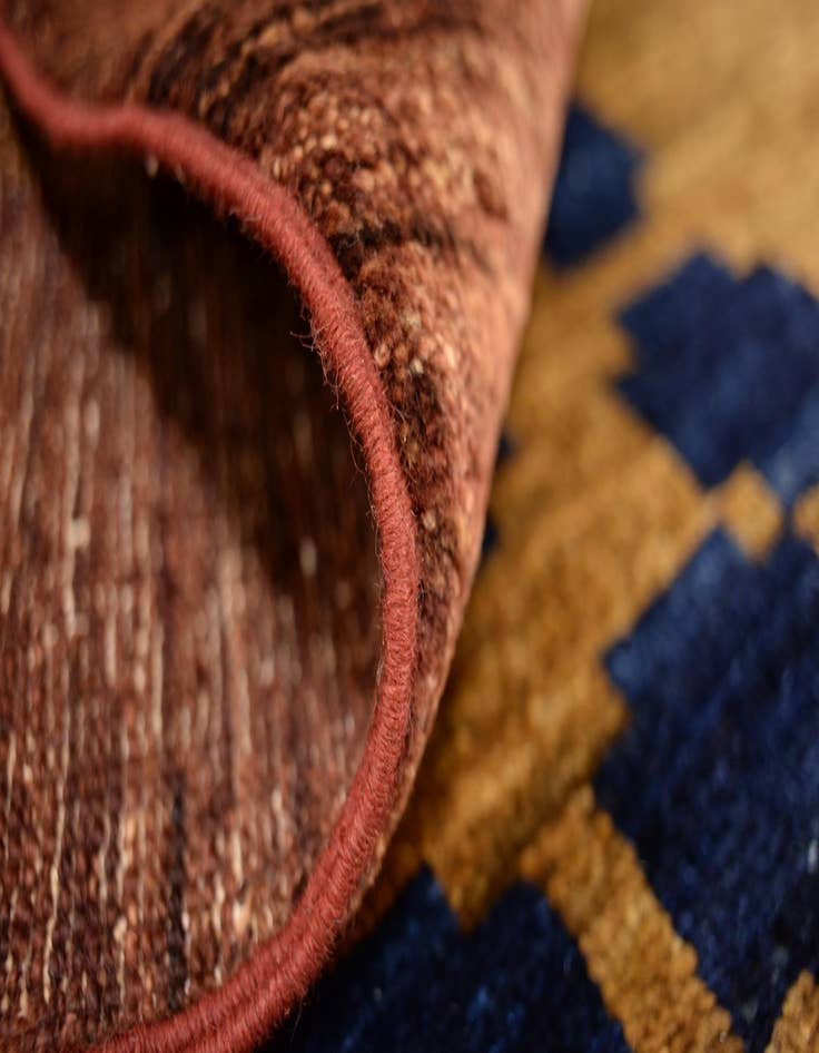 Detail image of 4' 11 x 6' 8 Hand Knotted Modern Ziegler Oriental Rug