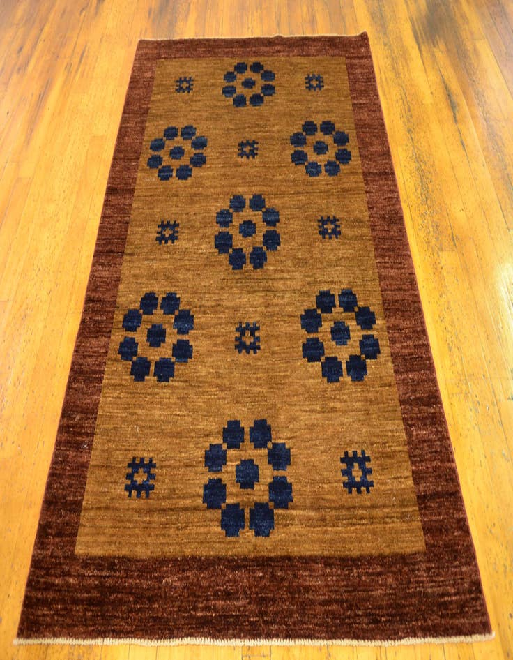 Detail image of 4' 11 x 6' 8 Hand Knotted Modern Ziegler Oriental Rug