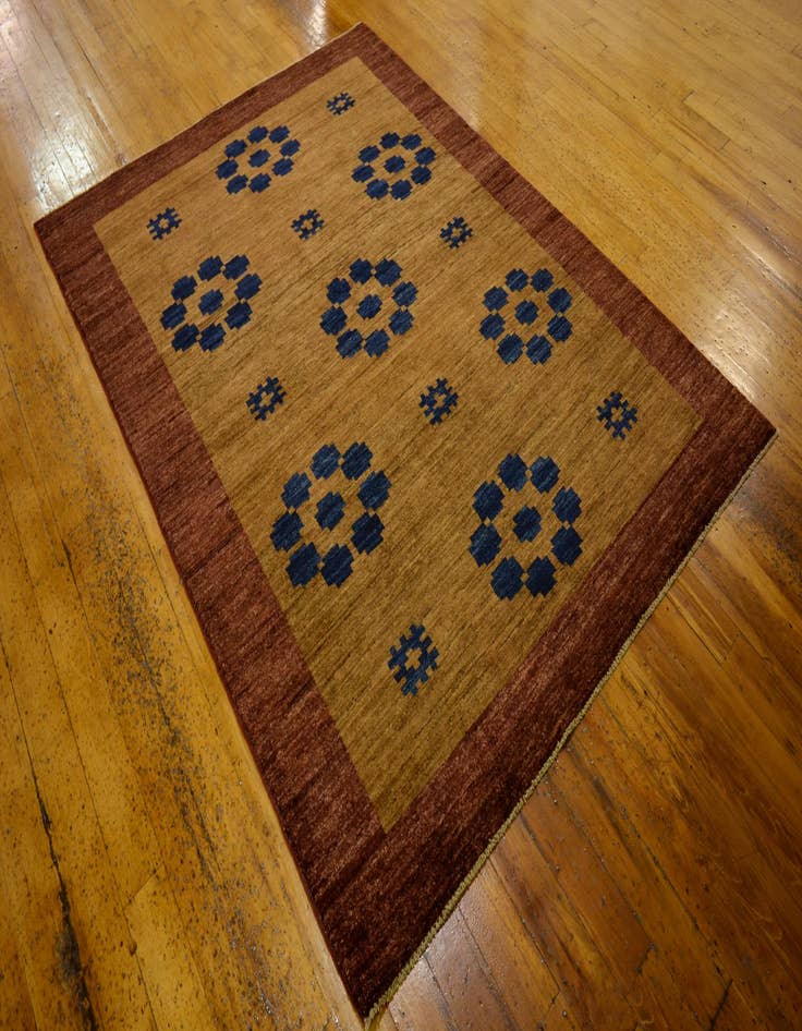 Detail image of 4' 11 x 6' 8 Hand Knotted Modern Ziegler Oriental Rug