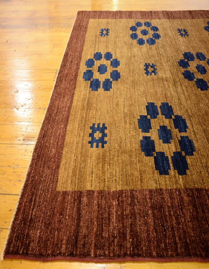 Detail image of 4' 11 x 6' 8 Hand Knotted Modern Ziegler Oriental Rug