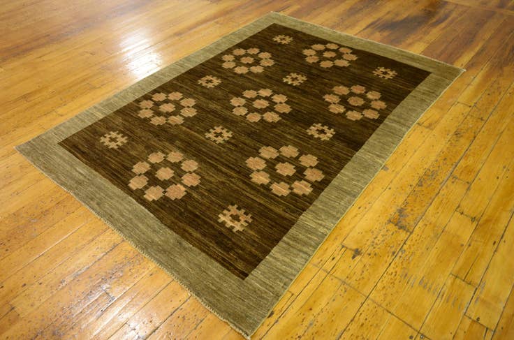 Detail image of 4' 8 x 6' 6 Hand Knotted Modern Ziegler Oriental Rug