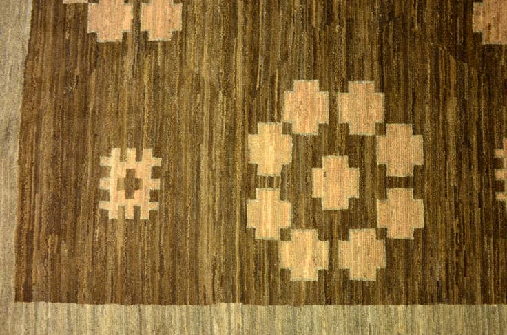 Detail image of 4' 8 x 6' 6 Hand Knotted Modern Ziegler Oriental Rug