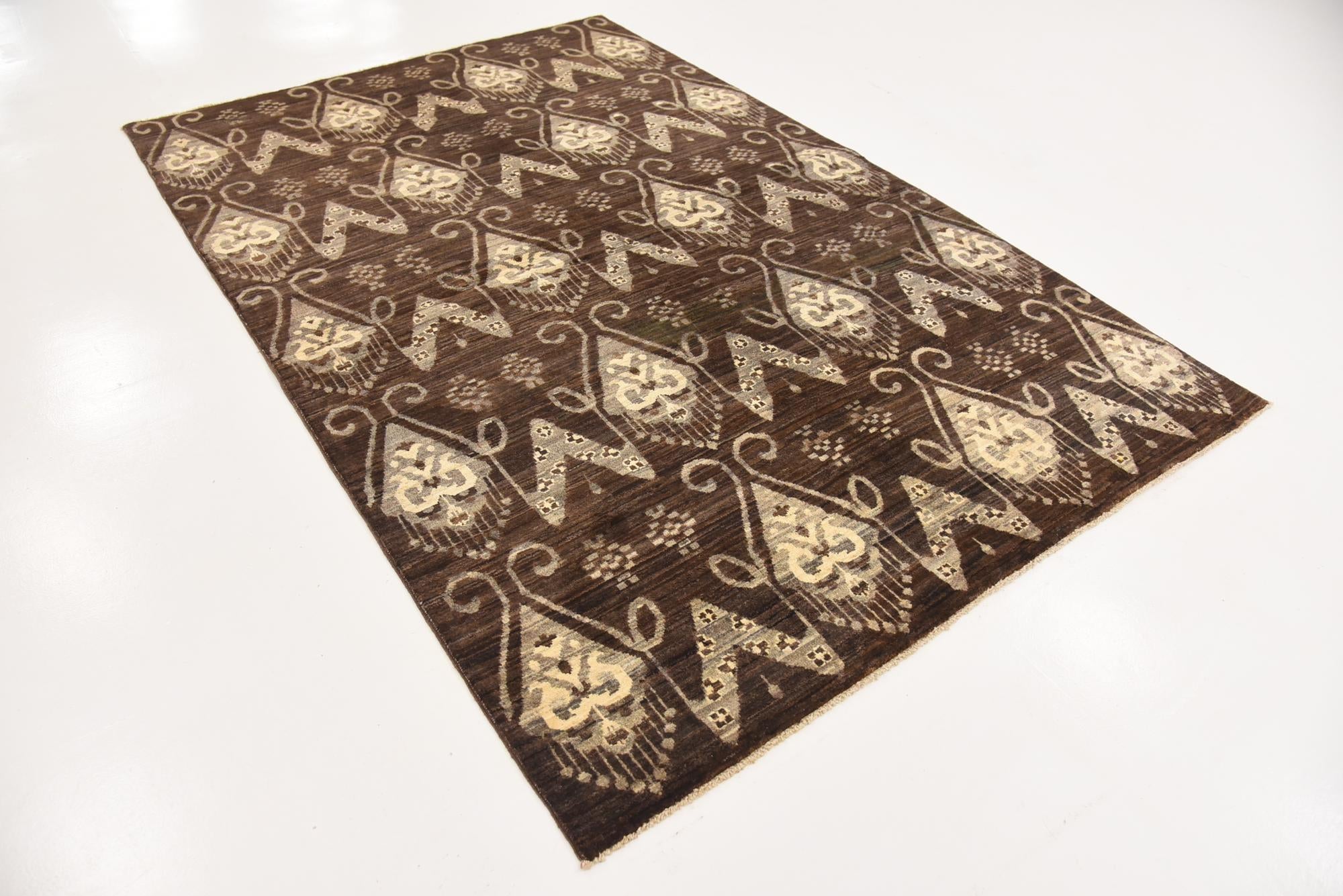 5' x 7' 9 Hand Knotted Modern Ziegler Rug