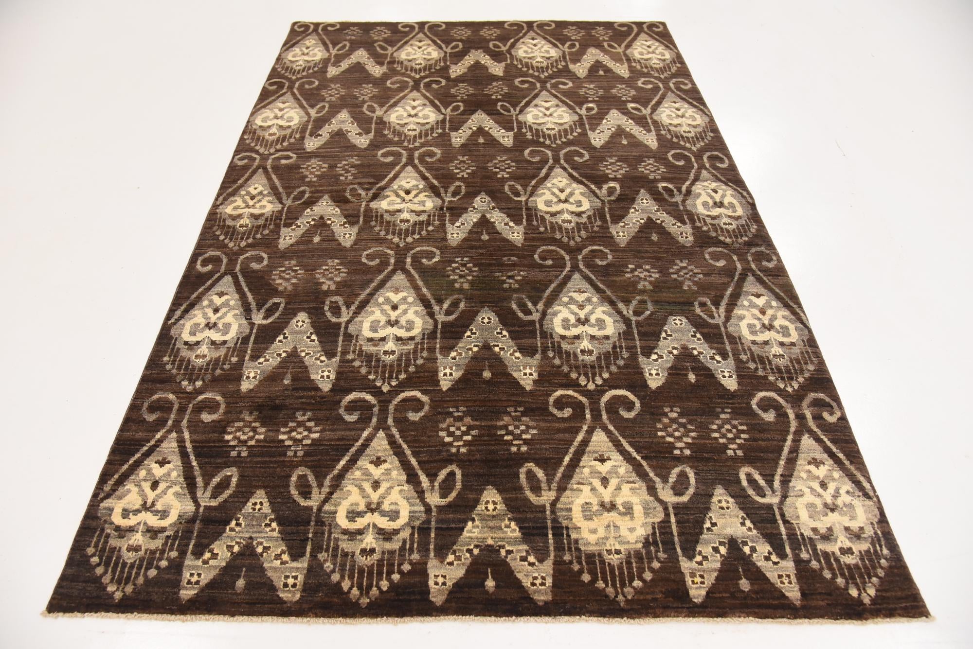 5' x 7' 9 Hand Knotted Modern Ziegler Rug