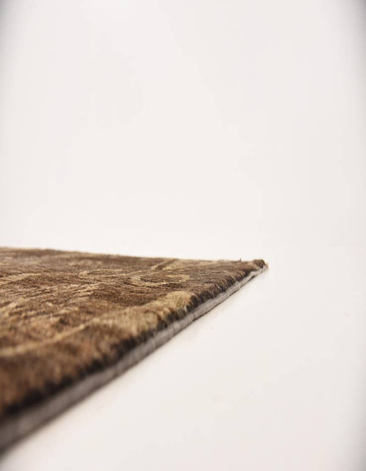 Detail image of 6' 7 x 9' 5  Hand Knotted Modern Ziegler Rug