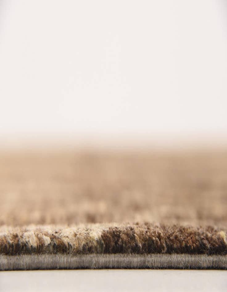 Detail image of 6' 7 x 9' 5  Hand Knotted Modern Ziegler Rug