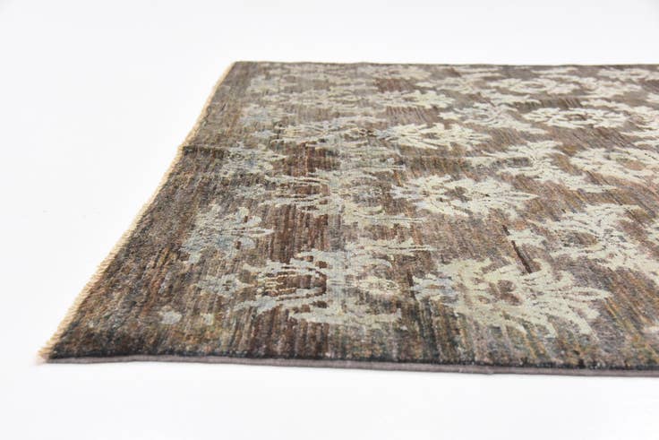 Detail image of 5' x 6' 4 Hand Knotted Modern Ziegler Rug