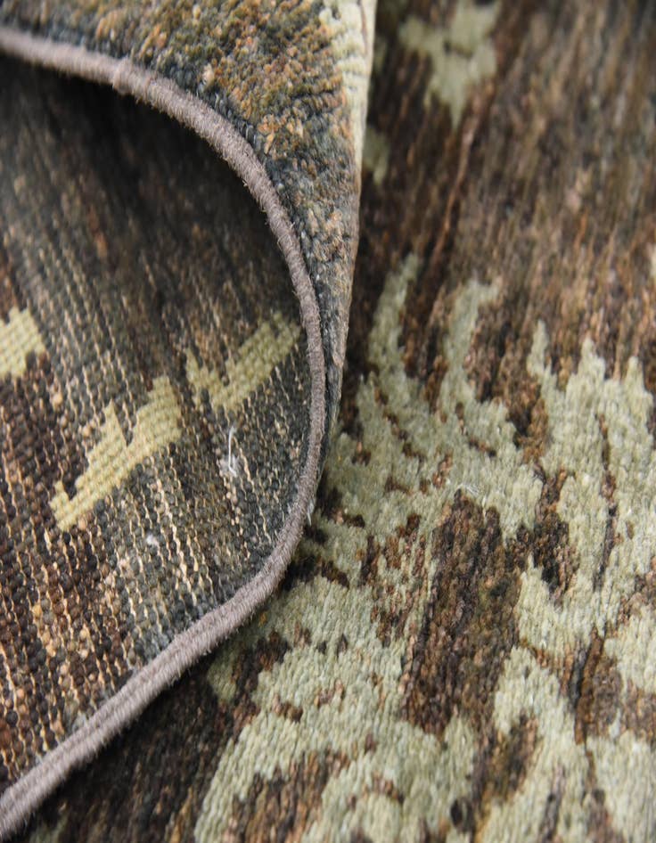 Detail image of 5' x 6' 4  Hand Knotted Modern Ziegler Rug