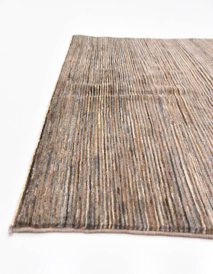 Detail image of 4' 10 x 6' 9 Hand Knotted Modern Ziegler Rug