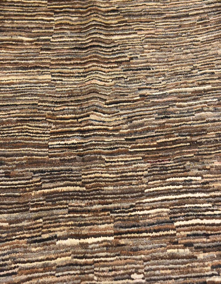 Detail image of 4' 9 x 6' 4 Hand Knotted Modern Ziegler Rug