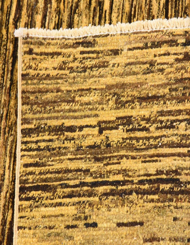 Detail image of 5' 2 x 6' 4  Hand Knotted Modern Ziegler Rug