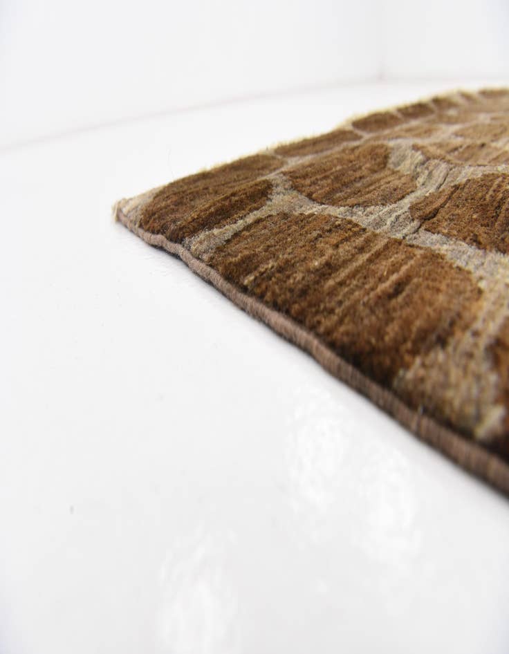 Detail image of 5' 8 x 8' Hand Knotted Modern Ziegler Oriental Rug