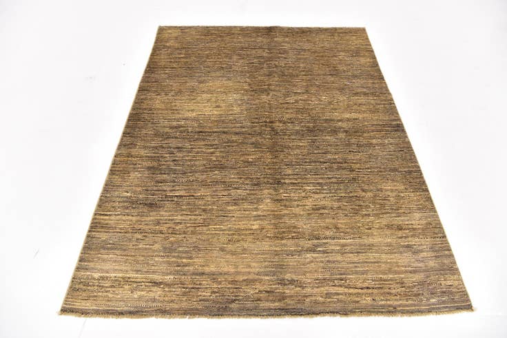 Detail image of 4' 10 x 6' 4 Hand Knotted Modern Ziegler Oriental Rug