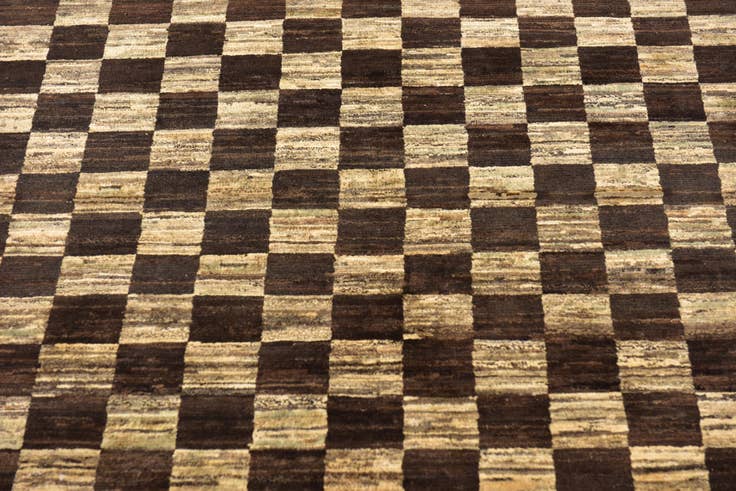 Detail image of 3' 10 x 5' 10 Hand Knotted Modern Ziegler Rug