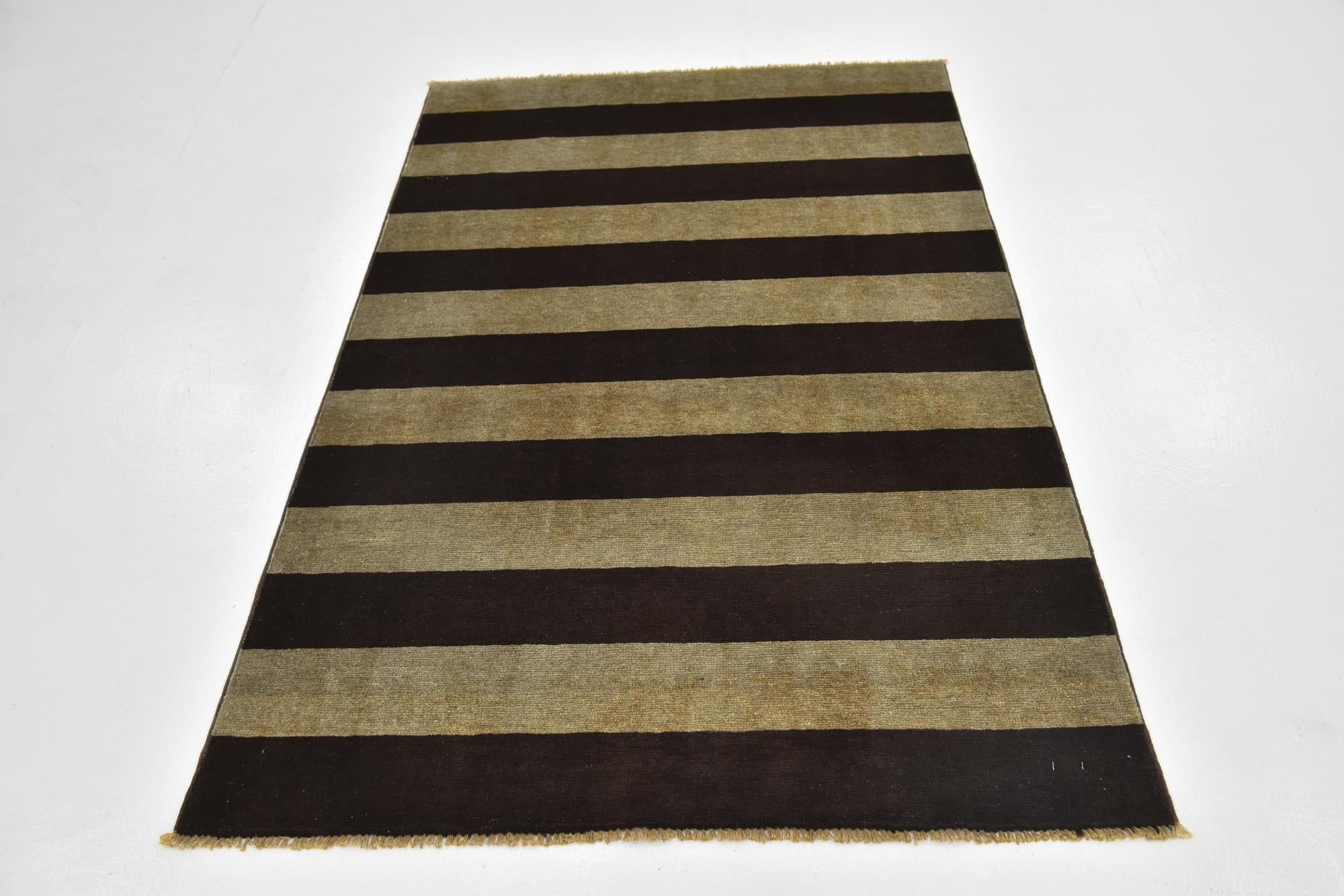 3' 10 x 5' 10 Hand Knotted Modern Ziegler Rug
