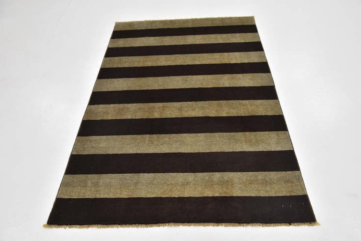 Detail image of 3' 10 x 5' 10 Hand Knotted Modern Ziegler Rug