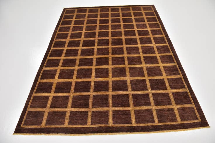 Detail image of 5' 4 x 7' Hand Knotted Modern Ziegler Rug
