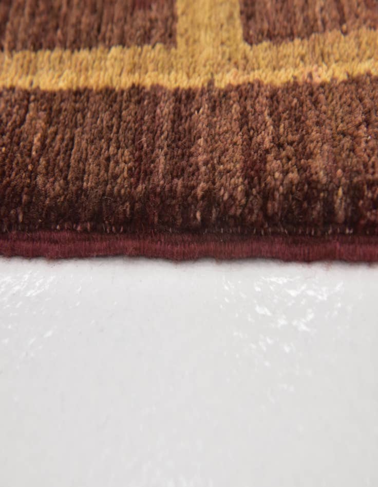 Detail image of 5' 4 x 7'  Hand Knotted Modern Ziegler Rug