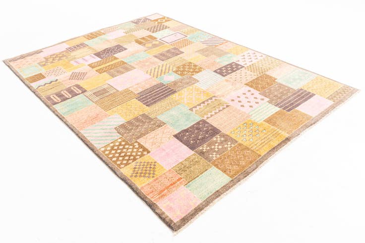 Detail image of 5' 8 x 7' 8 Hand Knotted Modern Ziegler Rug