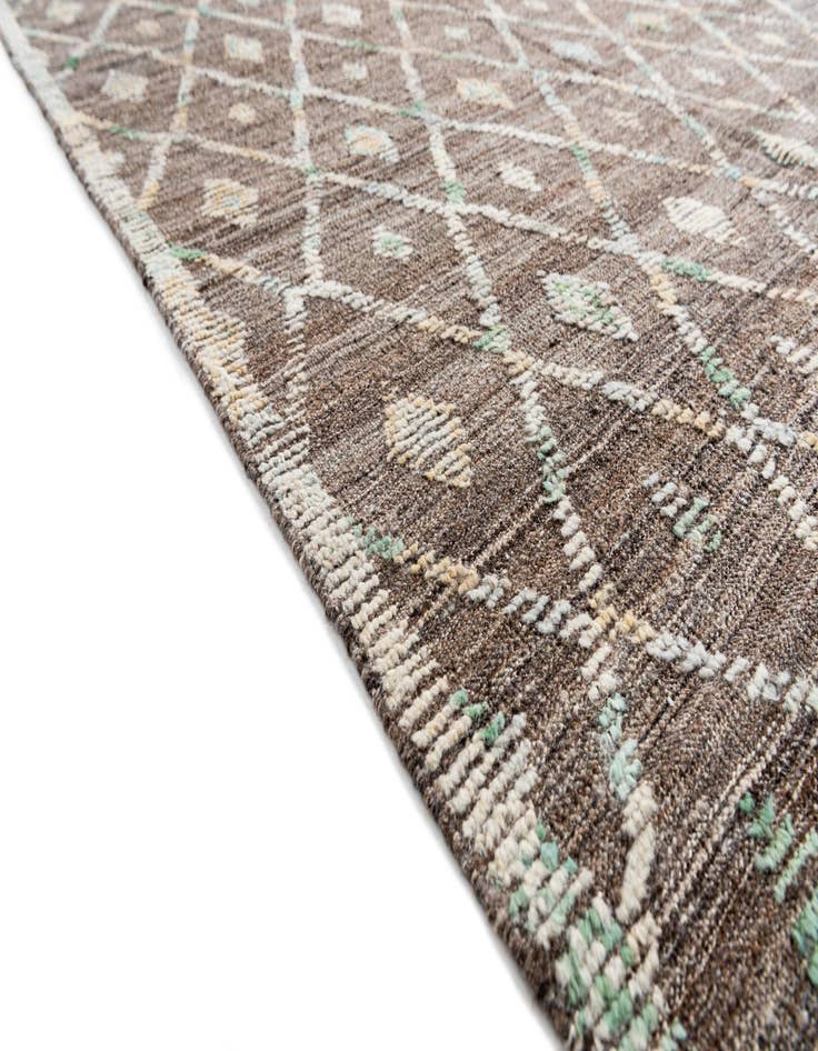 Detail image of 5' 8 x 8' 2  Hand Knotted Modern Ziegler Wool Rug