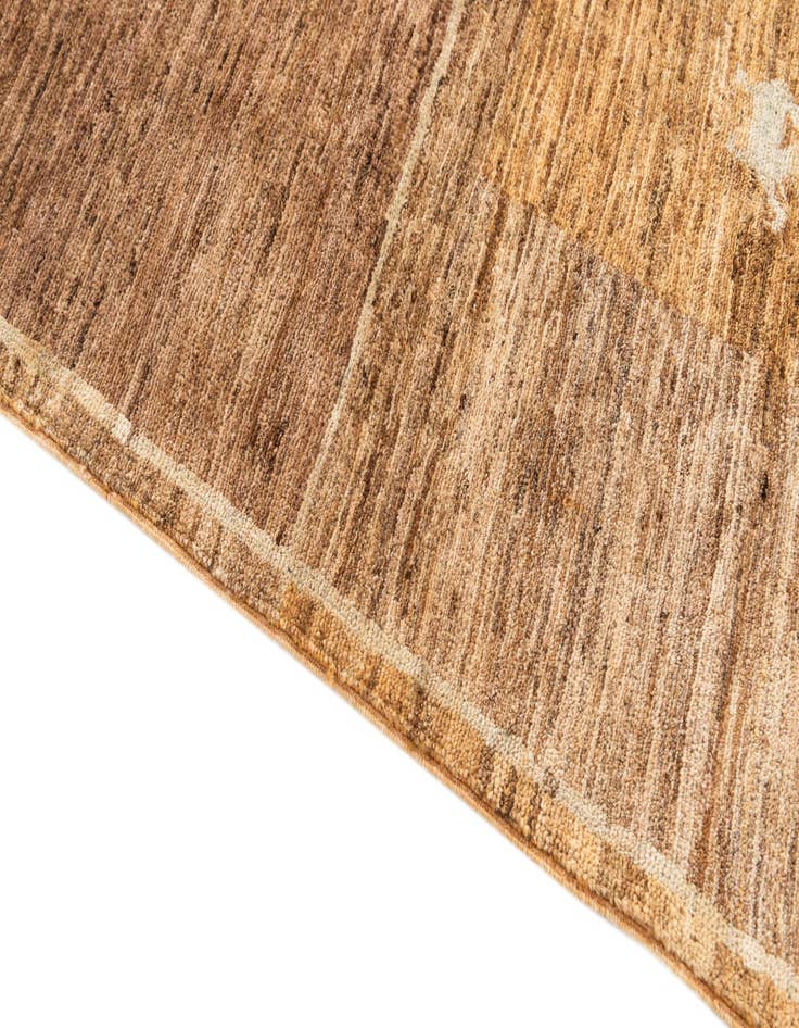 Detail image of 4' x 5' 10  Hand Knotted Modern Ziegler Rug