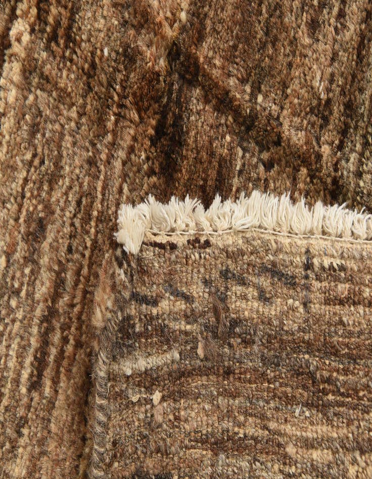 Detail image of 2' 10 x 5' 1  Hand Knotted Modern Ziegler Wool Rug