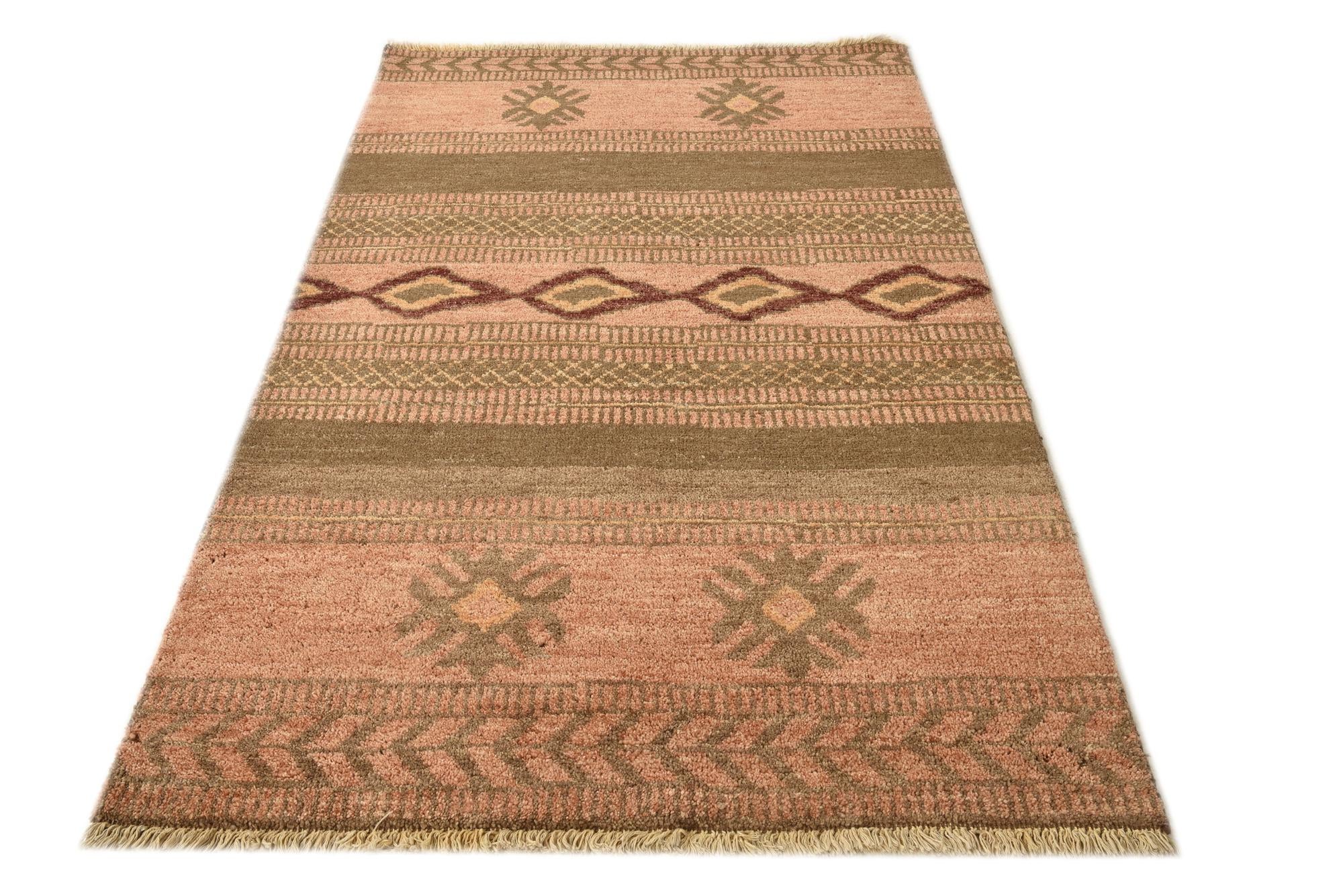 3' 11 x 6' 3 Hand Knotted Modern Ziegler Rug