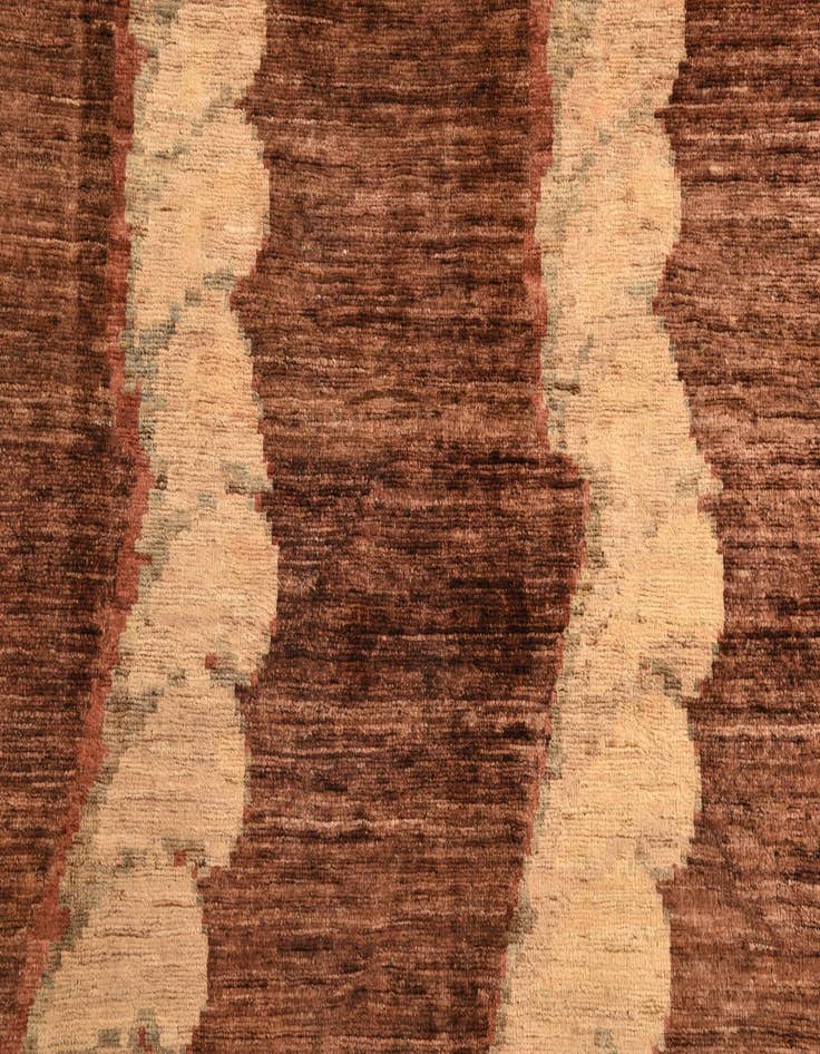 Detail image of 5' 6 x 7' 9  Hand Knotted Modern Ziegler Rug