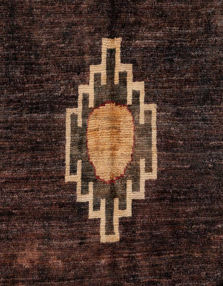 Detail image of 6' 11 x 9' 8  Hand Knotted Modern Ziegler Rug