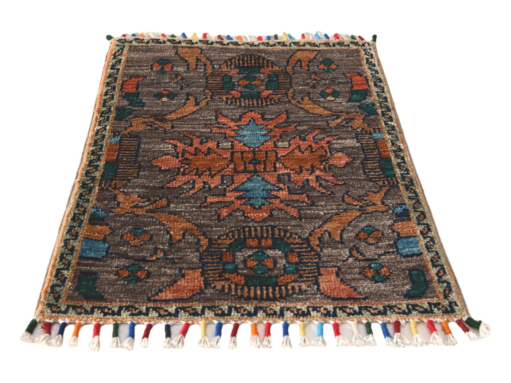 1' 4 x 2' 2 Hand Knotted Modern Ziegler Rug