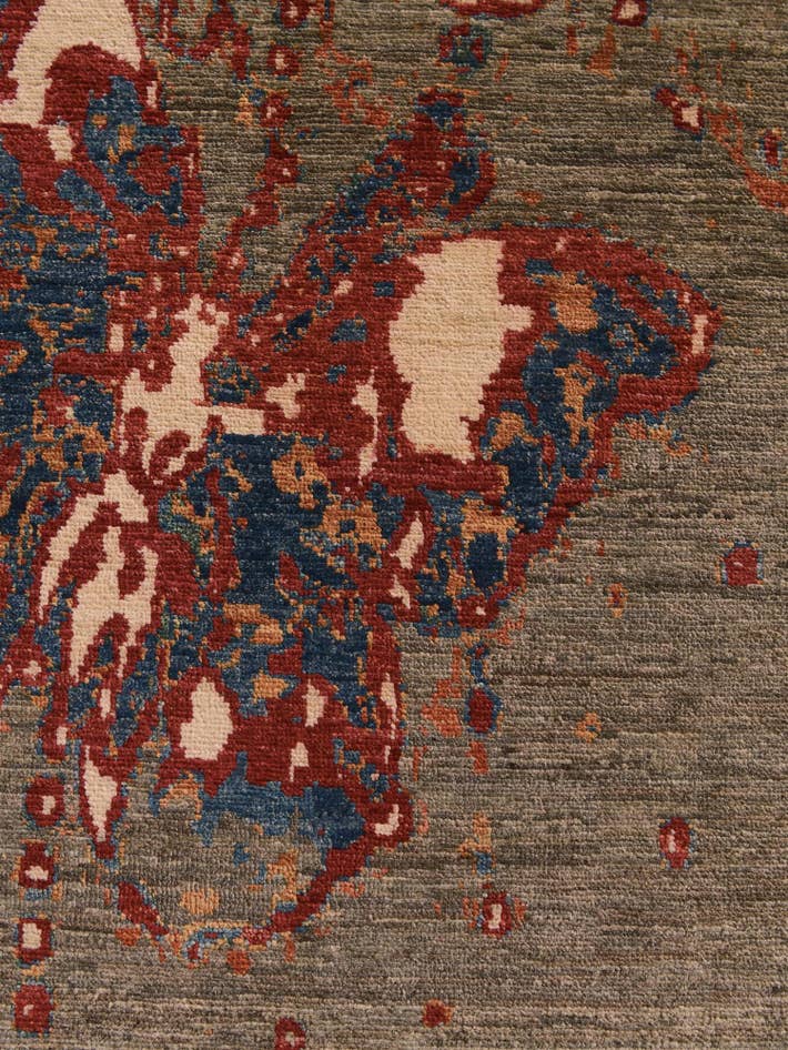 Detail image of 3' 2 x 4' 6 Hand Knotted Modern Ziegler Rug