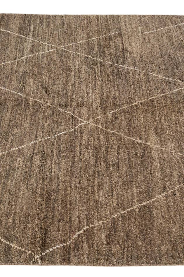 Detail image of 4' 7 x 6' 5 Hand Knotted Moroccan Wool Rug