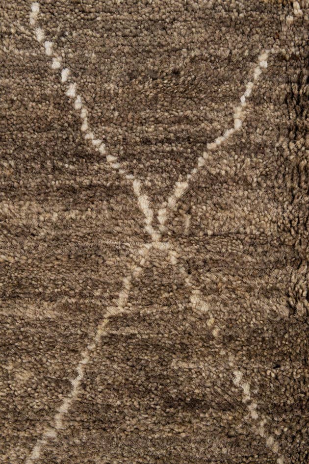 Detail image of 4' 7 x 6' 5 Hand Knotted Moroccan Wool Rug