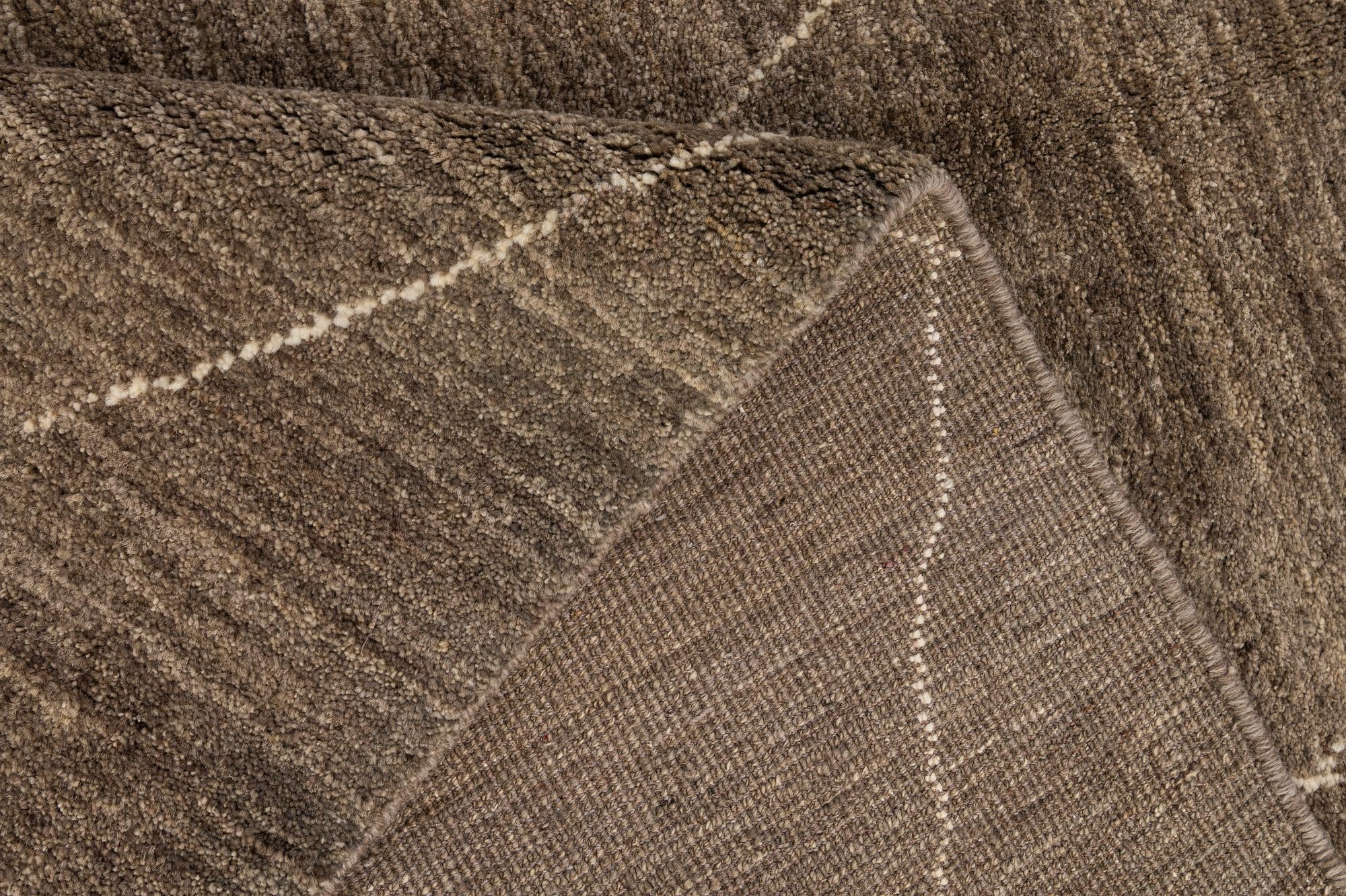 4' 7 x 6' 5 Hand Knotted Moroccan Wool Rug