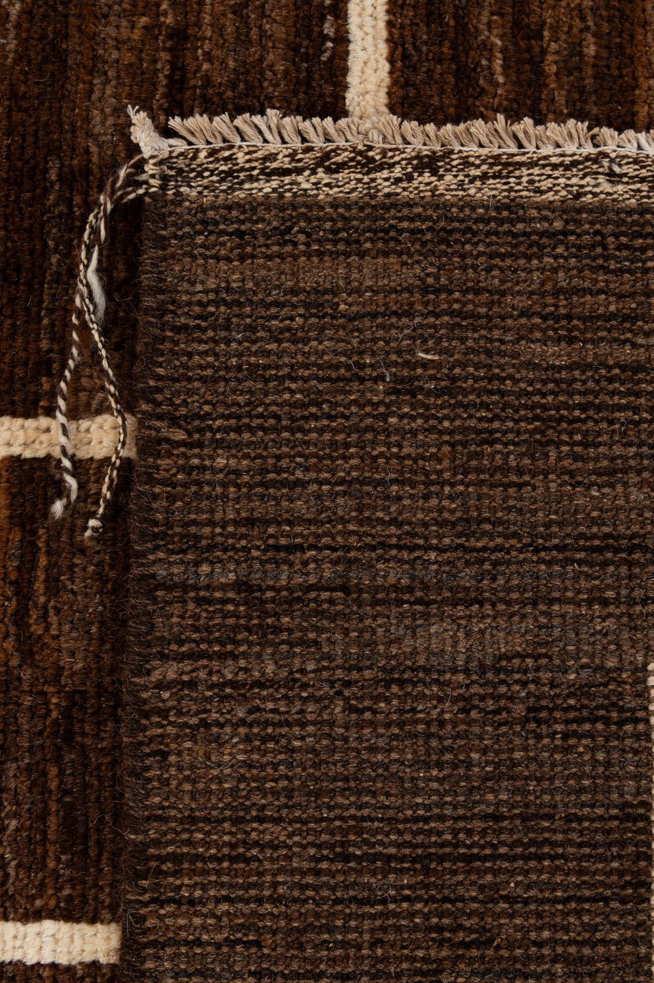 5' x 6' 6 Hand Knotted Moroccan Wool Rug