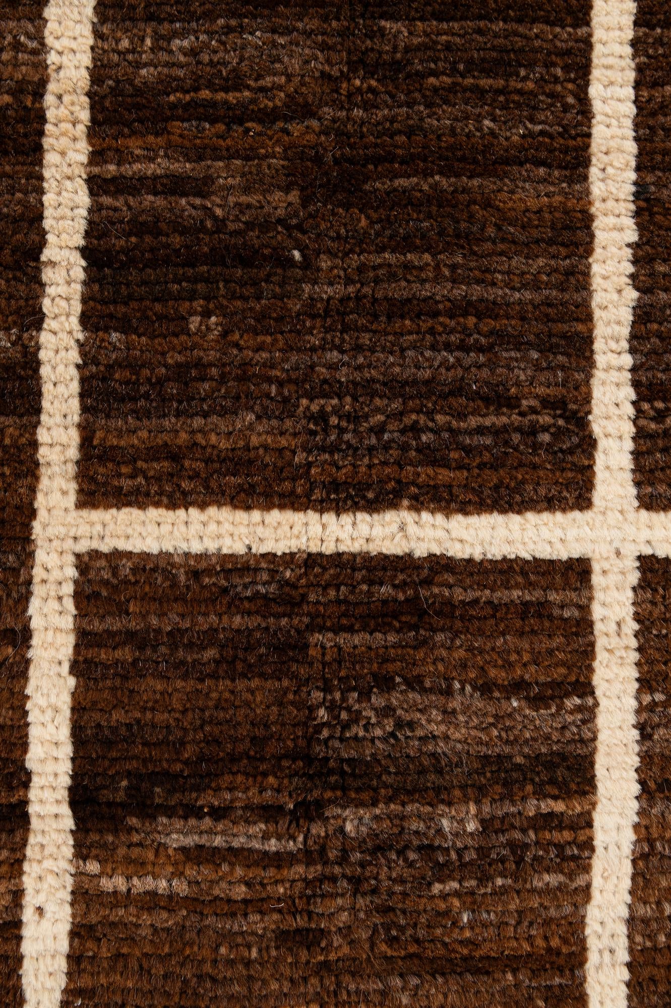 5' x 6' 6 Hand Knotted Moroccan Wool Rug