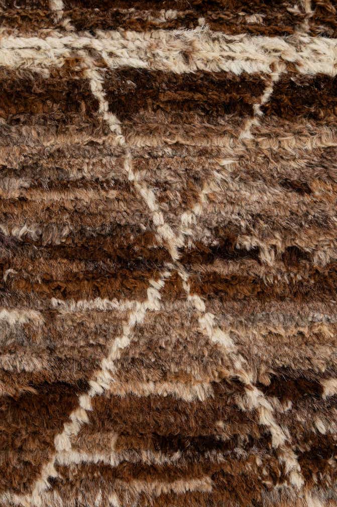 5' 5 x 7' 9 Hand Knotted Moroccan Wool Rug