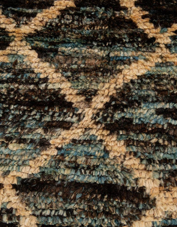 Detail image of 5' 6 x 7' 6  Hand Knotted Moroccan Wool Rug