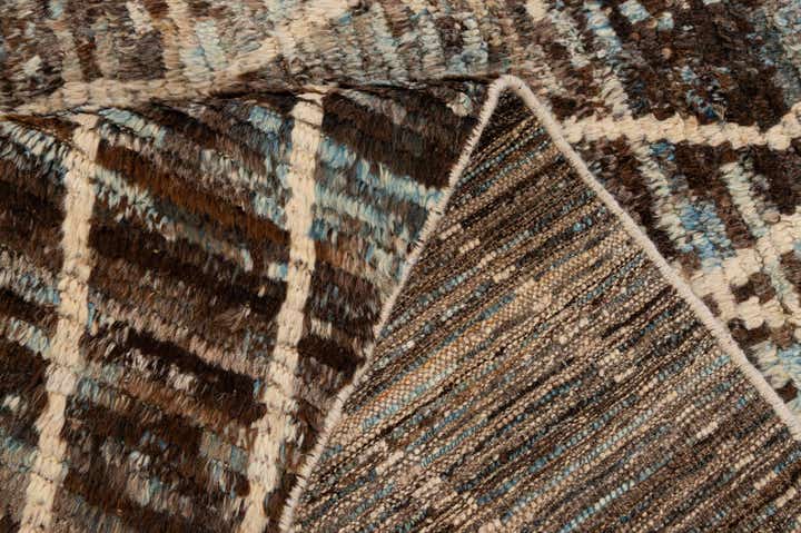 5' 11 x 7' 9 Hand Knotted Moroccan Wool Rug
