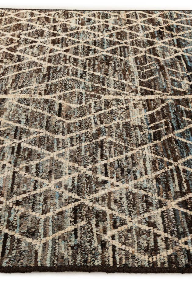 Detail image of 6' 9 x 9' 9 Hand Knotted Moroccan Wool Rug