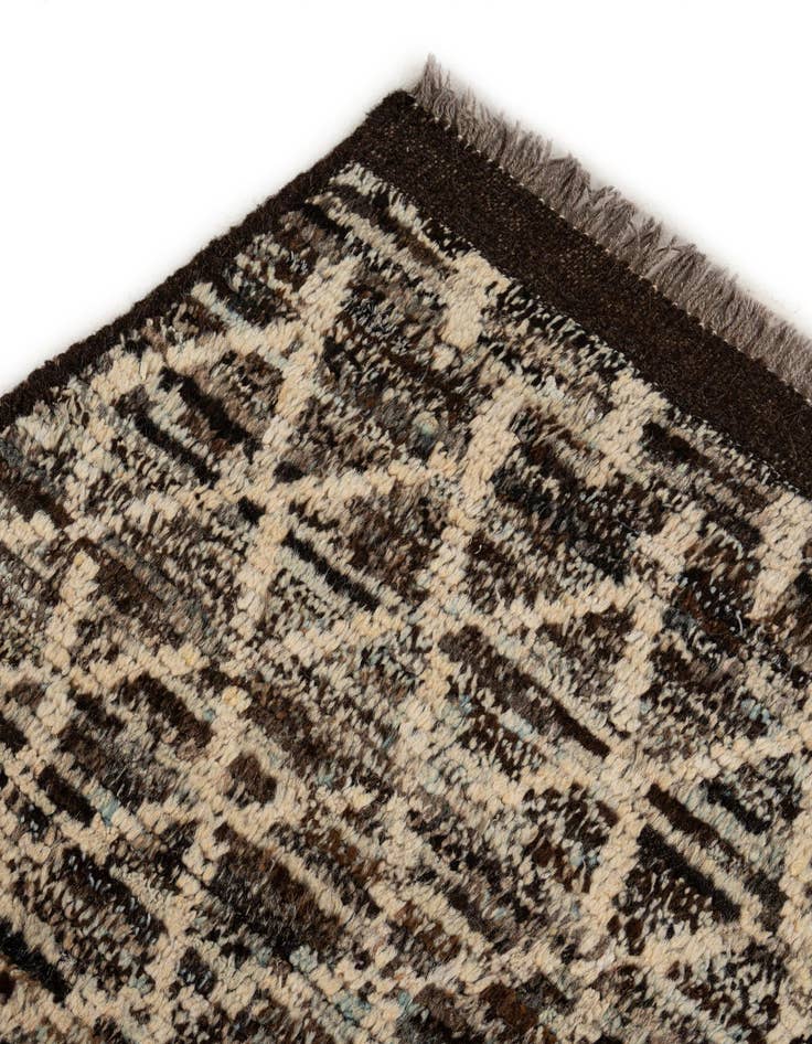 Detail image of 6' 9 x 9' 9  Hand Knotted Moroccan Wool Rug