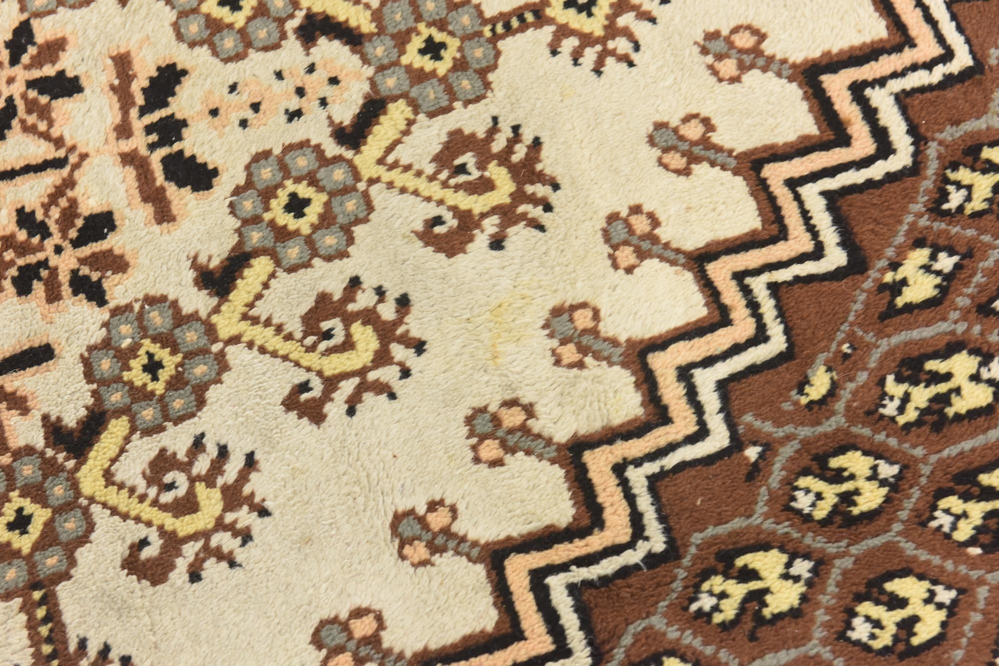 6' 10 x 9' 5 Hand Knotted Moroccan Wool Rug