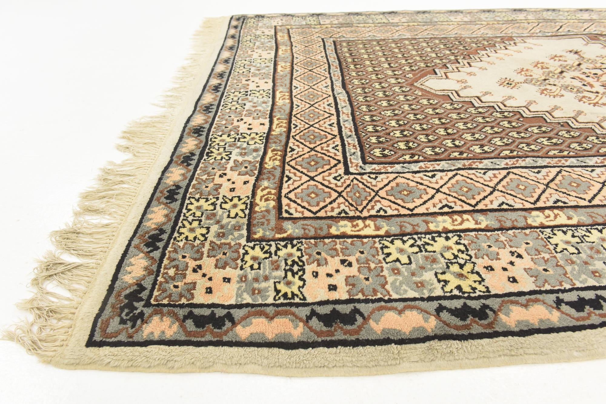 6' 10 x 9' 5 Hand Knotted Moroccan Wool Rug